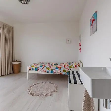Moderne Ruime Luxe In Uden, Nederland *
