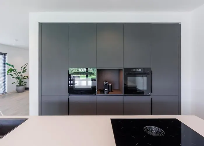 Moderne Ruime Luxe In Uden, Nederland *