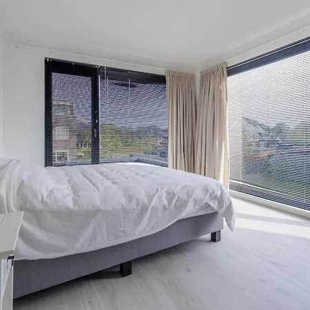 Villa Moderne Ruime Luxe In Uden, Nederland Uden